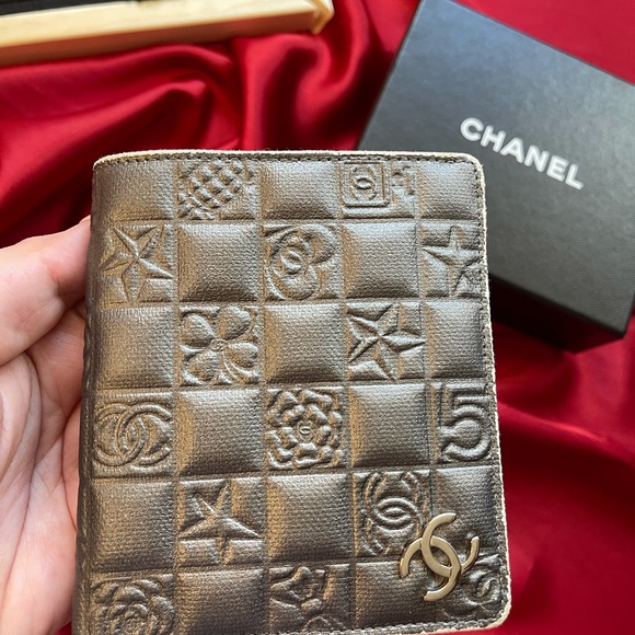 Chanel Bifold Texture wallet (Icon Collections) - Picture 4 of 7